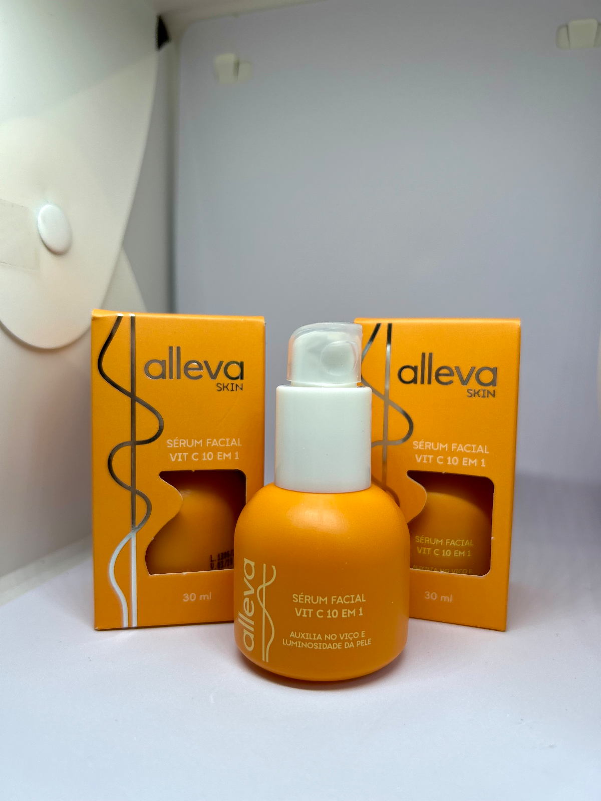 Sérum Facial Vitamina C 10 em 1 da Alleva